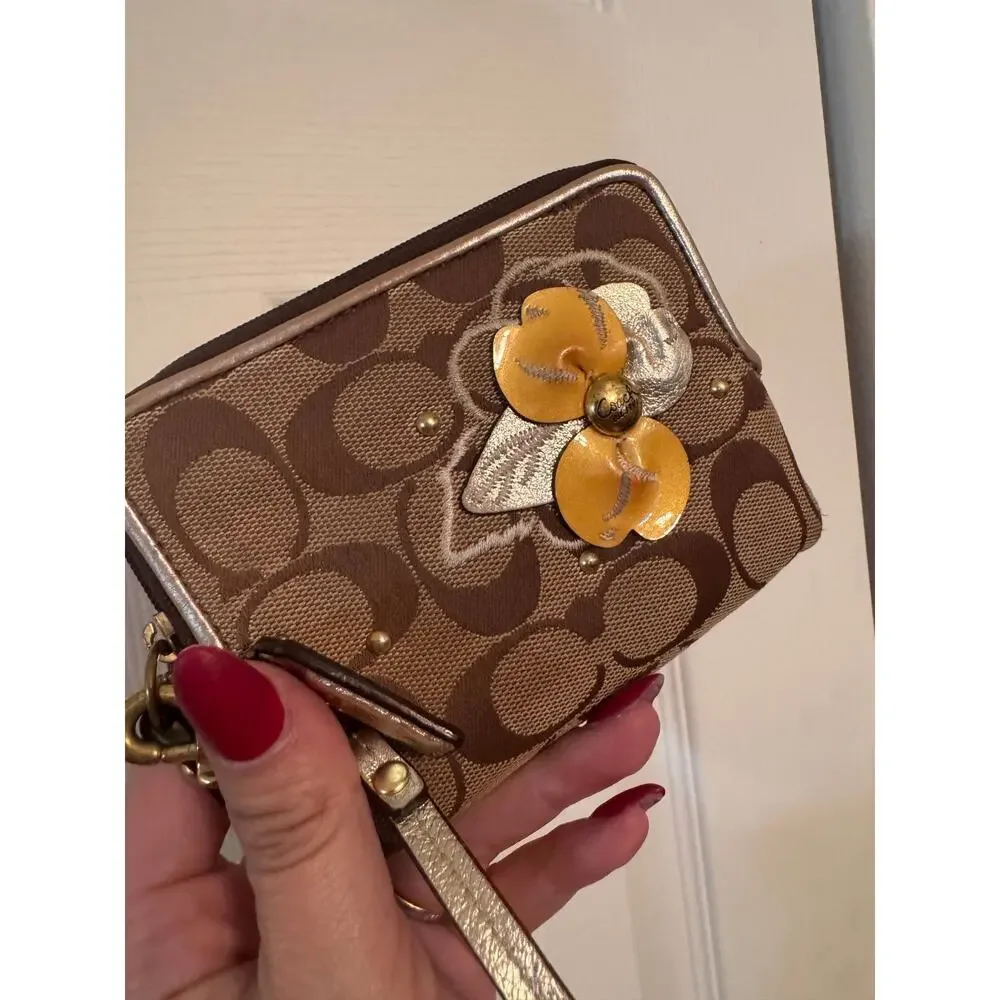 Vintage Coach Signature Wristlet
